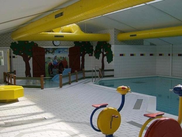 Chalet Zonnig Zeeland Hotel โอชต์คาเปลเล ภายนอก รูปภาพ